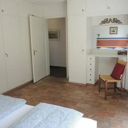 In With Swimming Pool Brissago TI