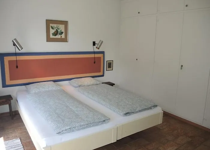 Дом отдыха In With Swimming Pool Бриссаго