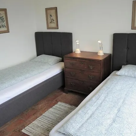 In With Swimming Pool Casa vacanze Brissago