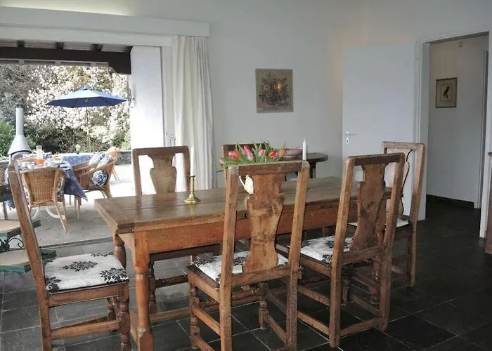 In With Swimming Pool