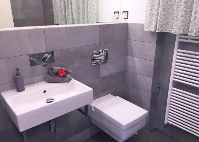 In With Swimming Pool Dom wakacyjny